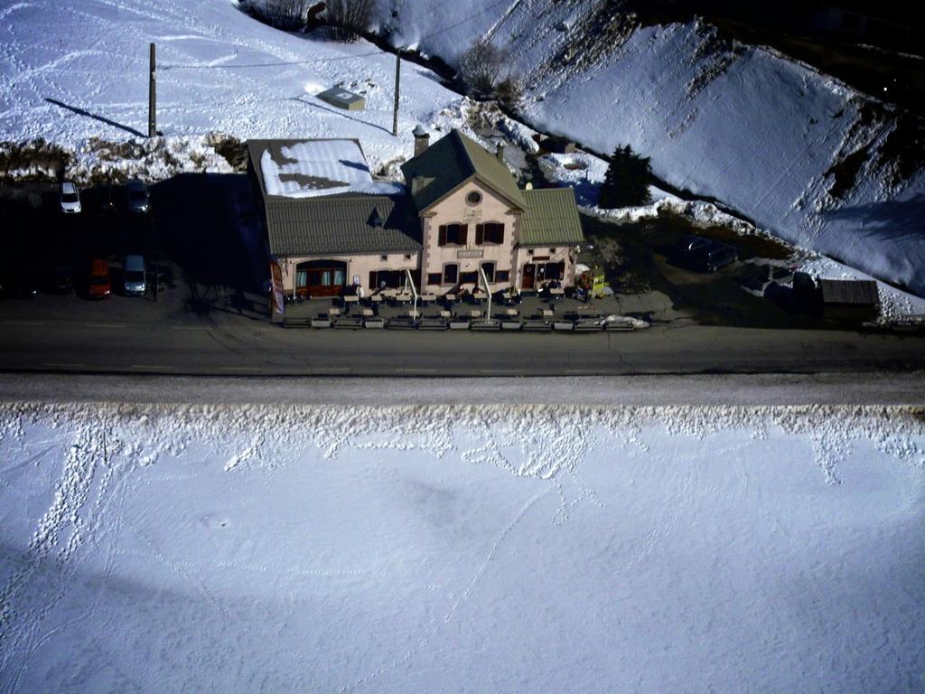 Hotel, Le Refuge Napoleon Vars  Exteriör bild